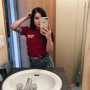 Meet your Posher, Madeline